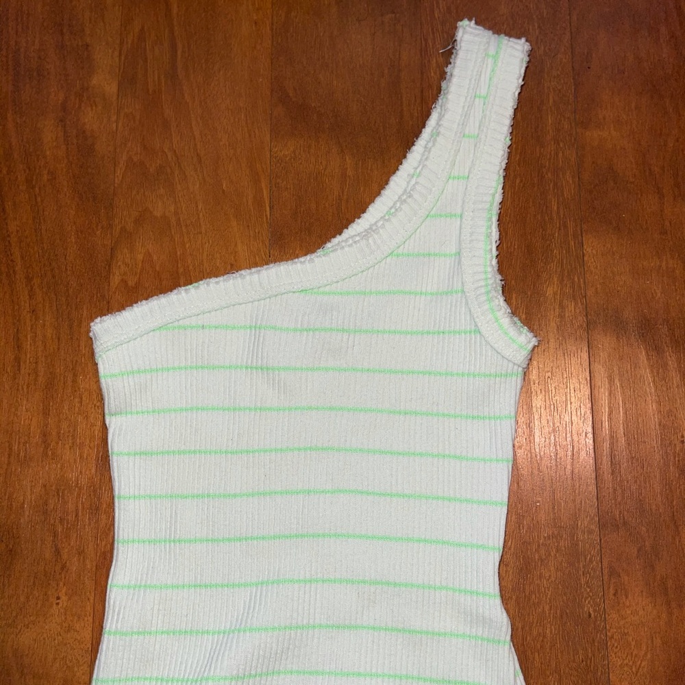 UO Green One shoulder top